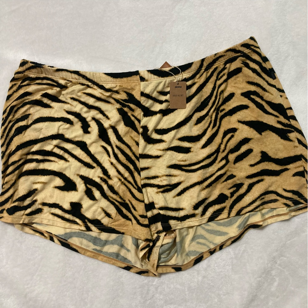 SKIMS Bronze Tiger Sleep Set 2X - Picture 5 of 7
